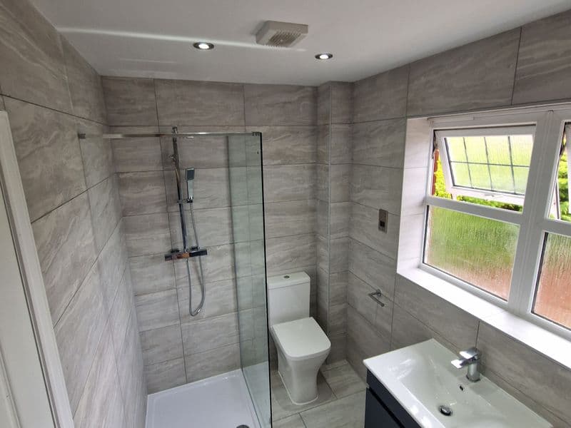 En-suite Refurbishment - Burton-on-Trent
